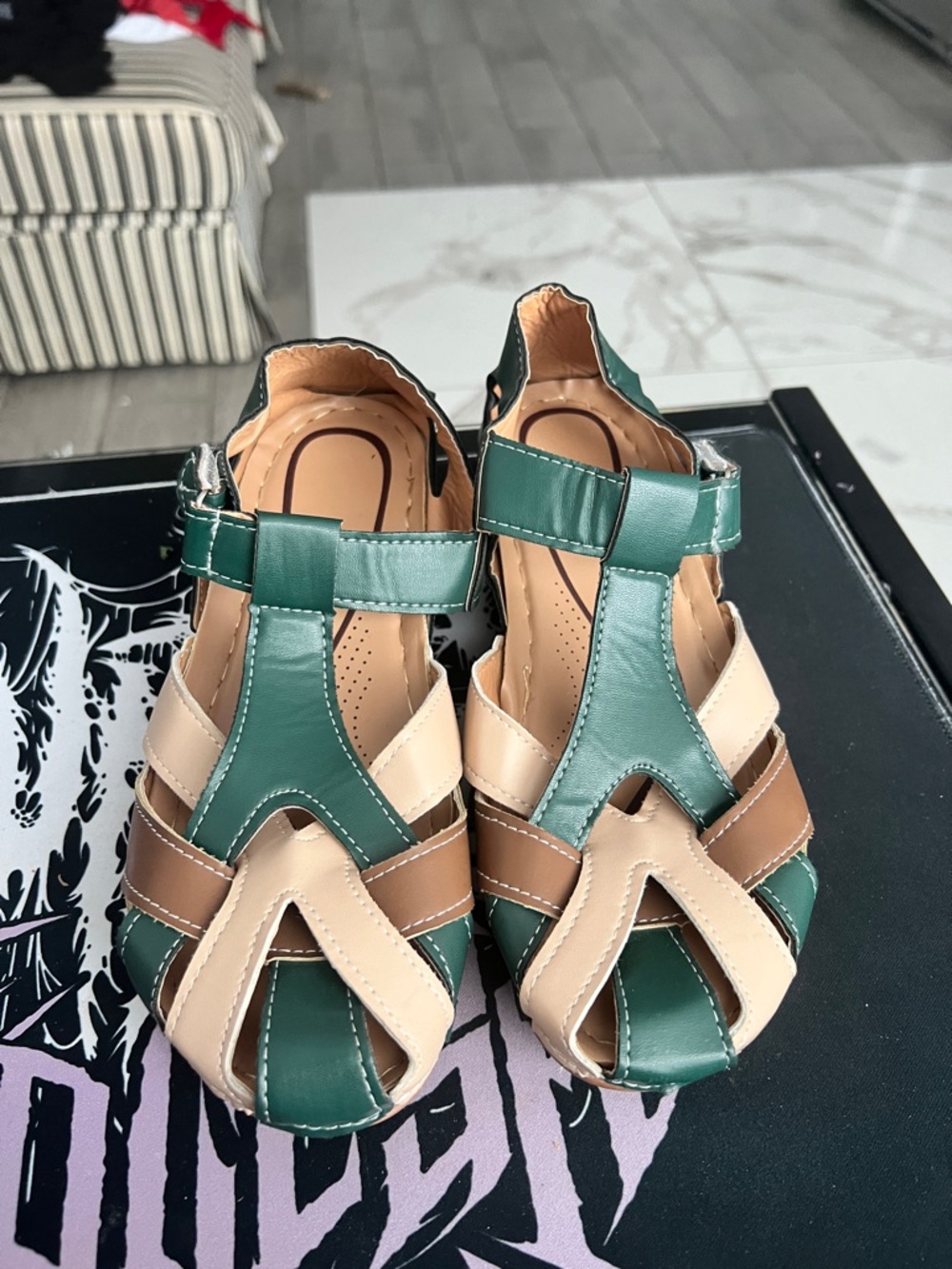 Women's Green, Beige & Brown Strappy Closed-Toe Sandals